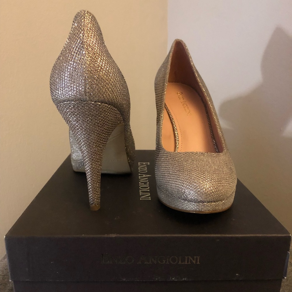 Enzo Angiolini Gold Glitter Pumps Size 9M